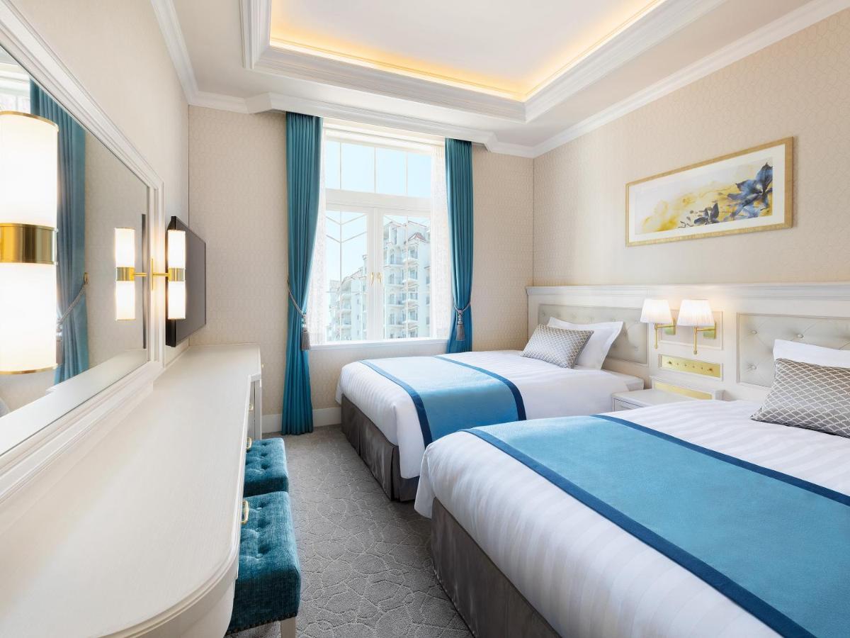 Takarazuka Hotel Экстерьер фото