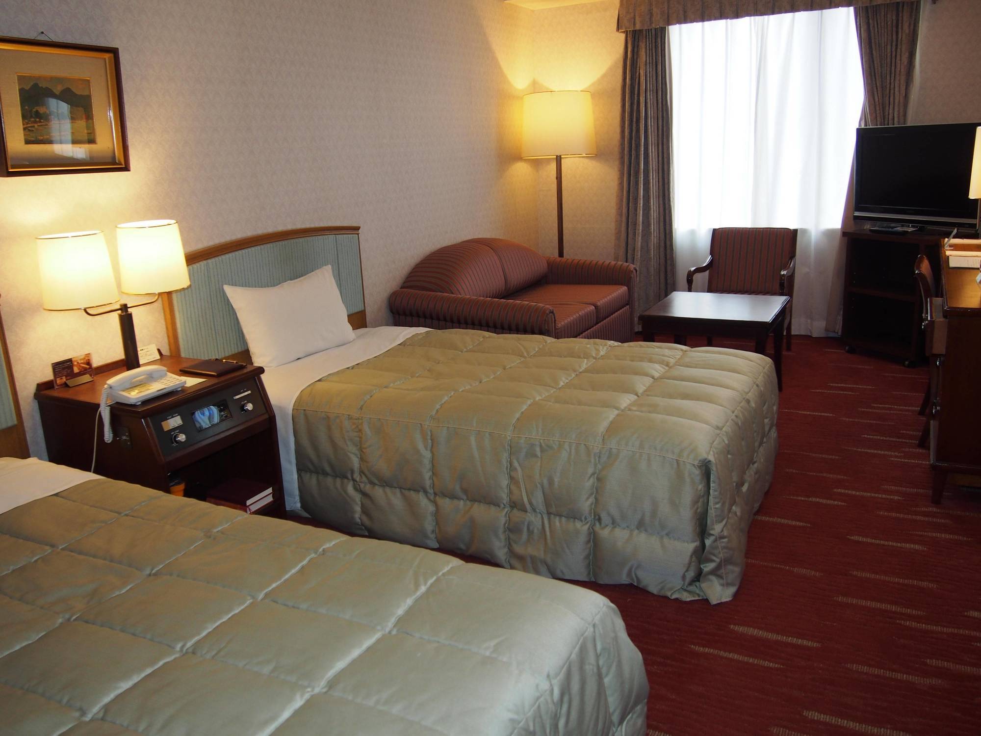 Takarazuka Hotel Экстерьер фото