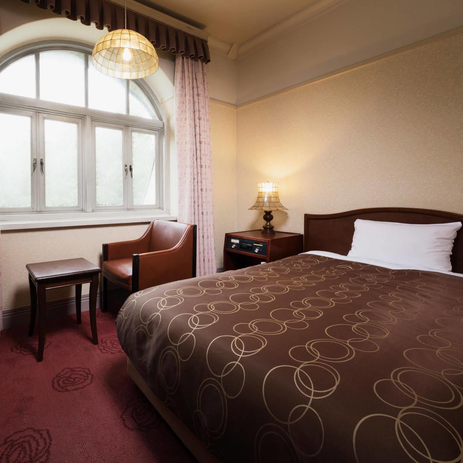 Takarazuka Hotel Экстерьер фото