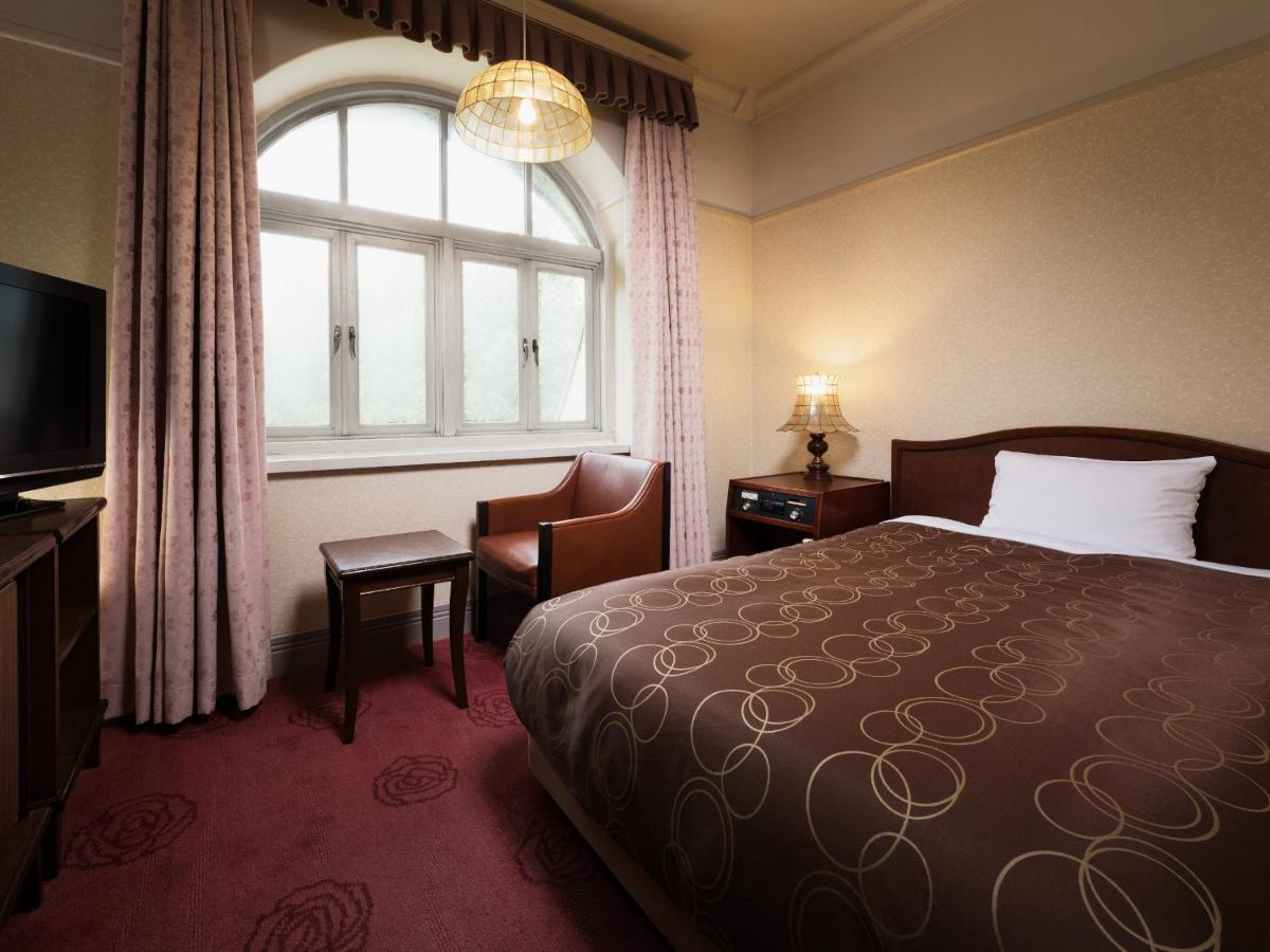 Takarazuka Hotel Экстерьер фото